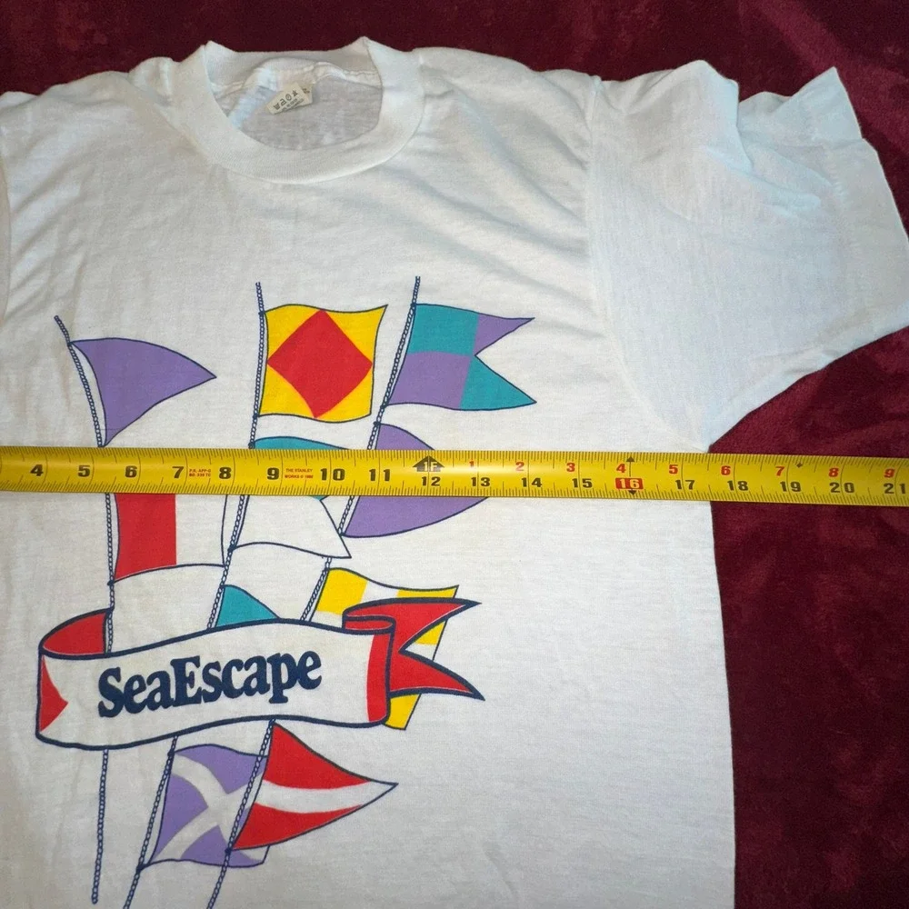 Vintage Screen Stars SeaEscape Cruise T-Shirt 80s Single Stitch White Medium‎